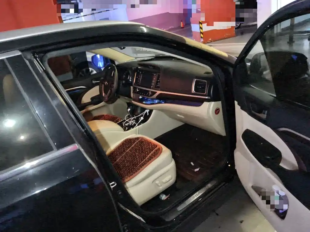 Toyota Highlander — миниатюра 19