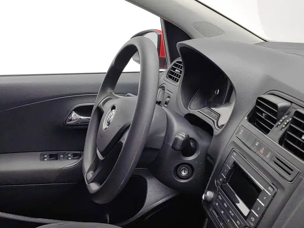 Volkswagen Polo — миниатюра 22