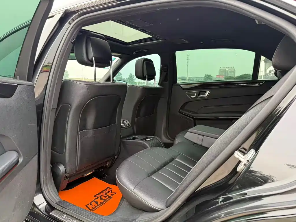 Mercedes-Benz E-Class E 2015 E 260 L Sport