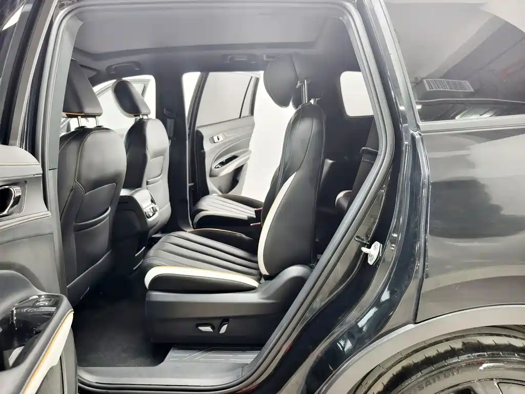 Ford Equator — миниатюра 13
