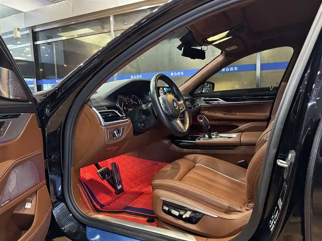 BMW 7 Series 7 2018 740Li xDrive Premium M Sport