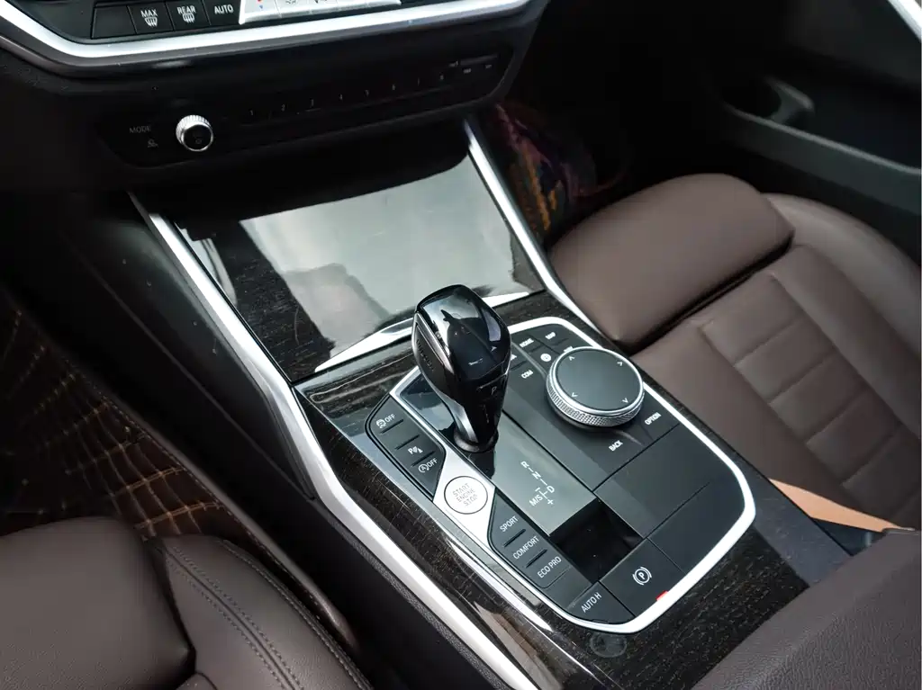 BMW 3 Series — миниатюра 14