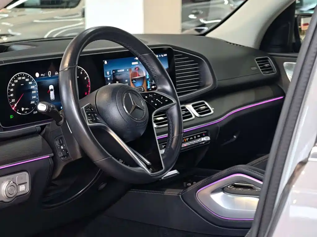 Mercedes-Benz GLE (Import) — миниатюра 30