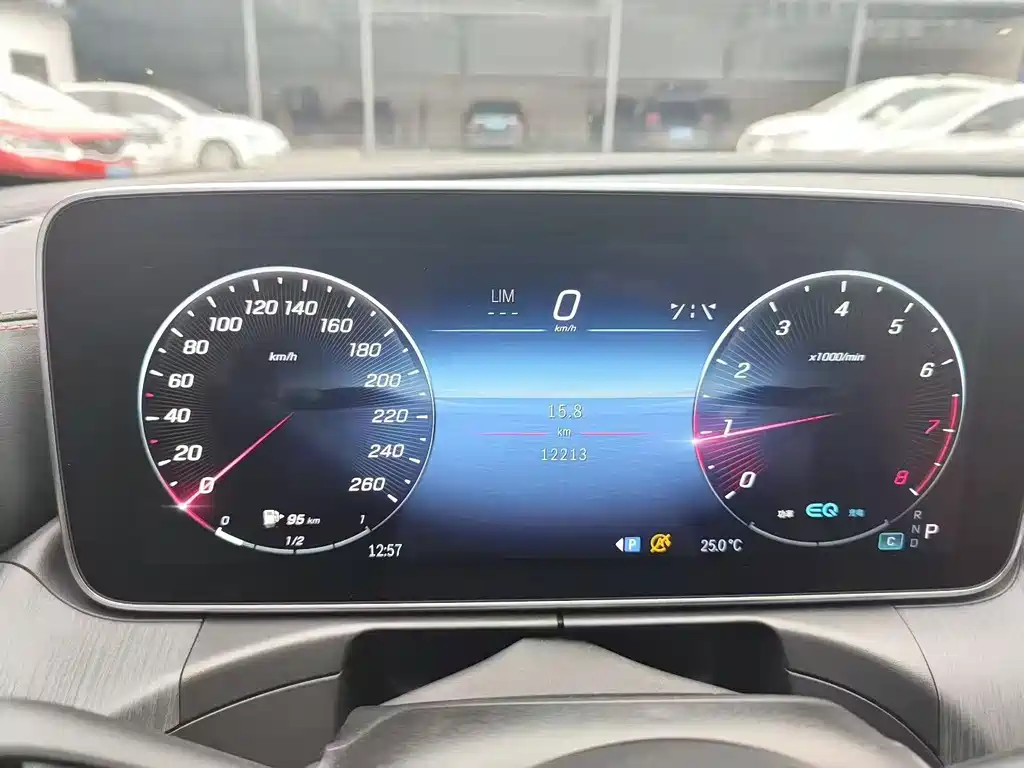 Mercedes-Benz C-Class — миниатюра 5