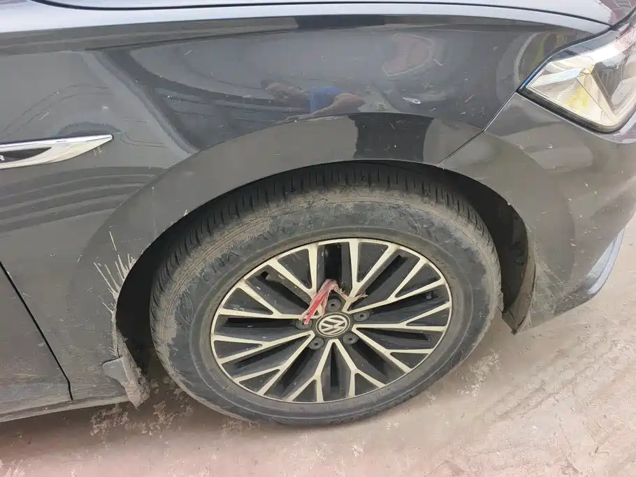 Volkswagen Sagitar — миниатюра 6
