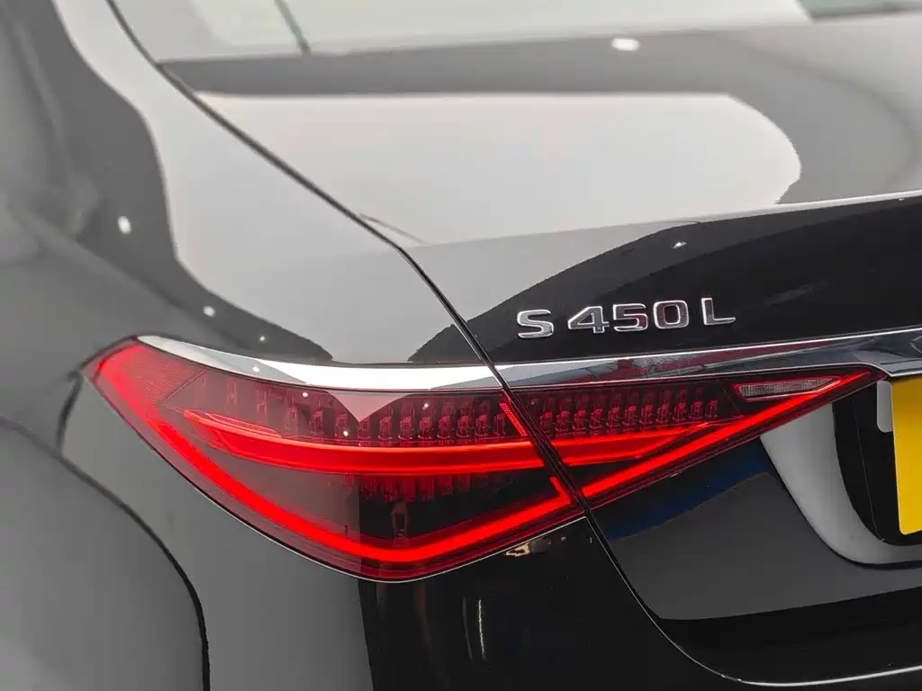 Mercedes-Benz S-Class — миниатюра 14