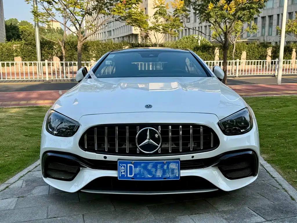 Mercedes-Benz E-Class (Import) — миниатюра 2