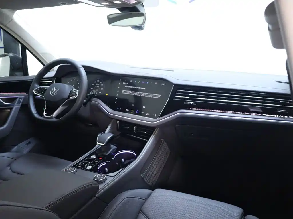 Volkswagen Touareg — миниатюра 19