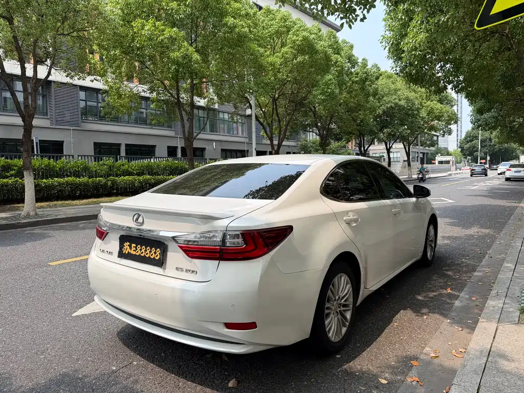 Lexus ES — фотографии объявления, Фото 20