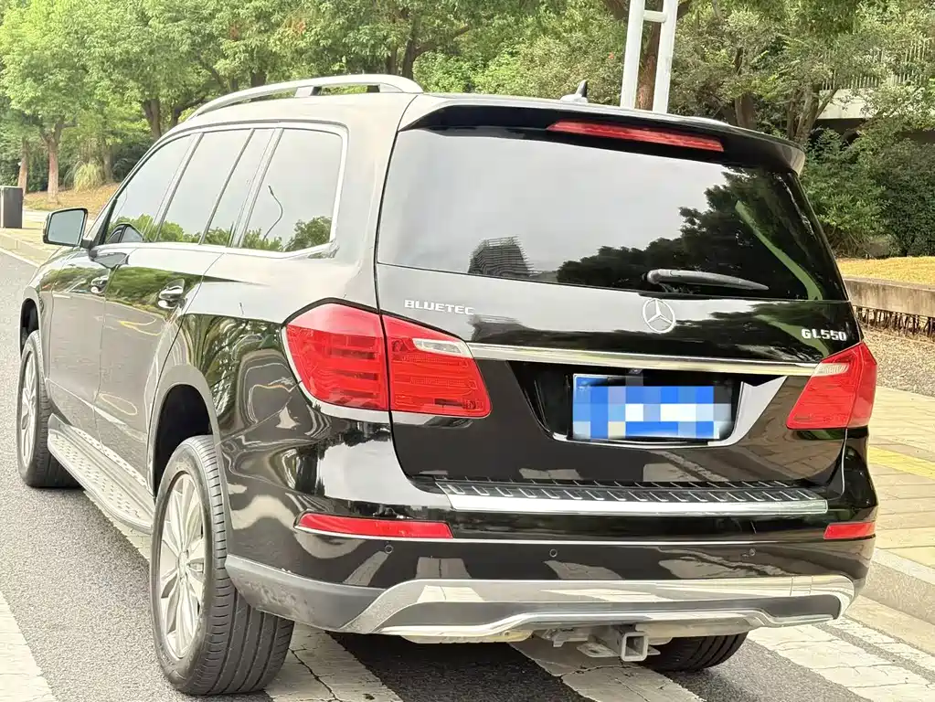 Mercedes-Benz GL-Class — миниатюра 6