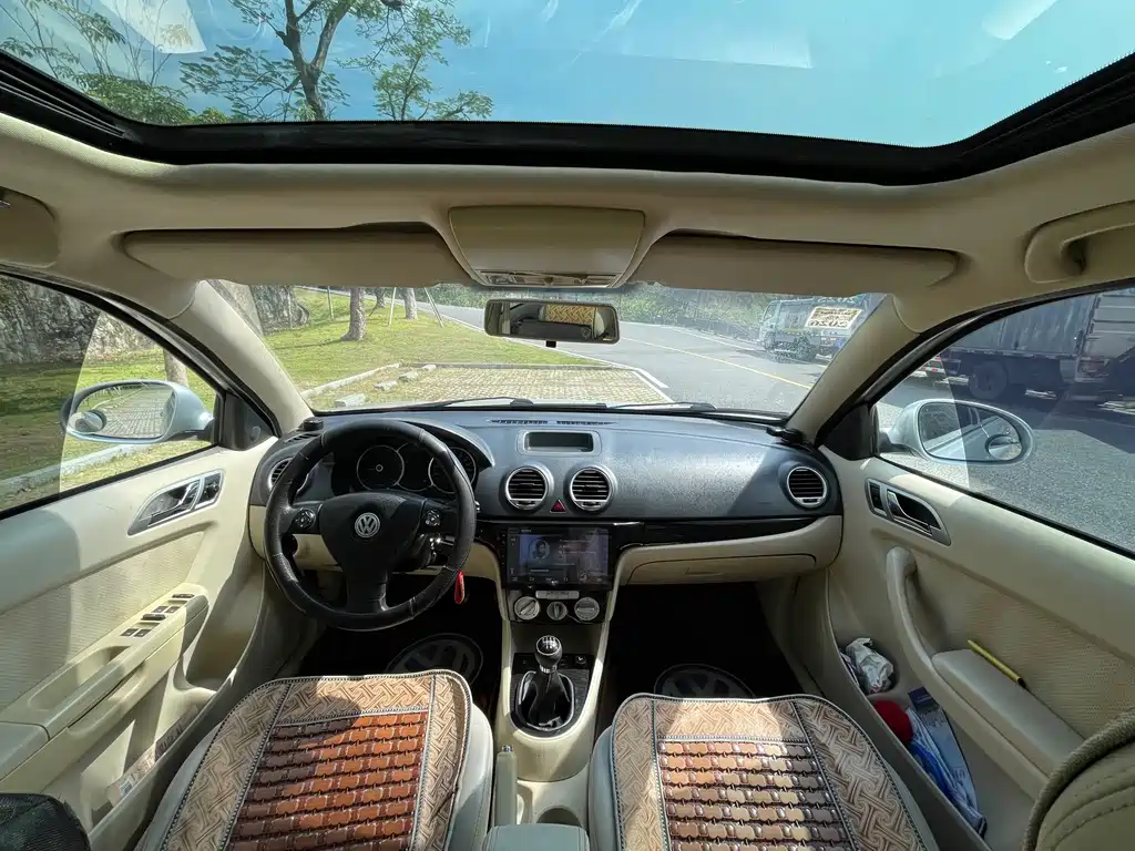 Volkswagen Lavida — миниатюра 5