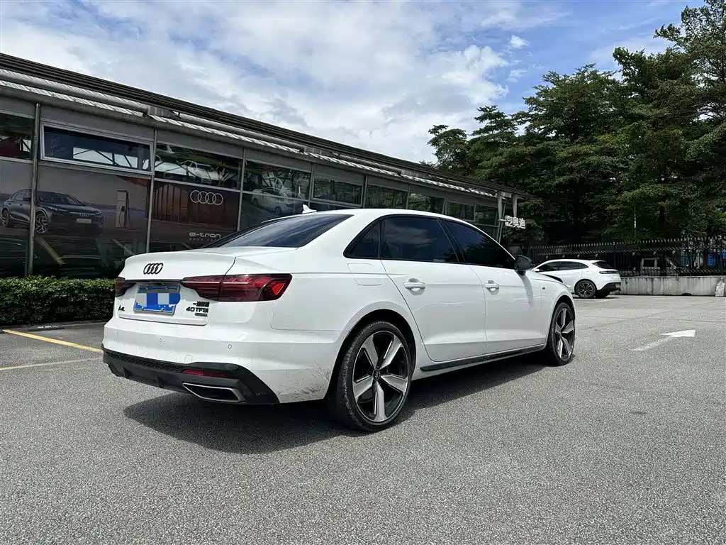 Audi A4L — миниатюра 4