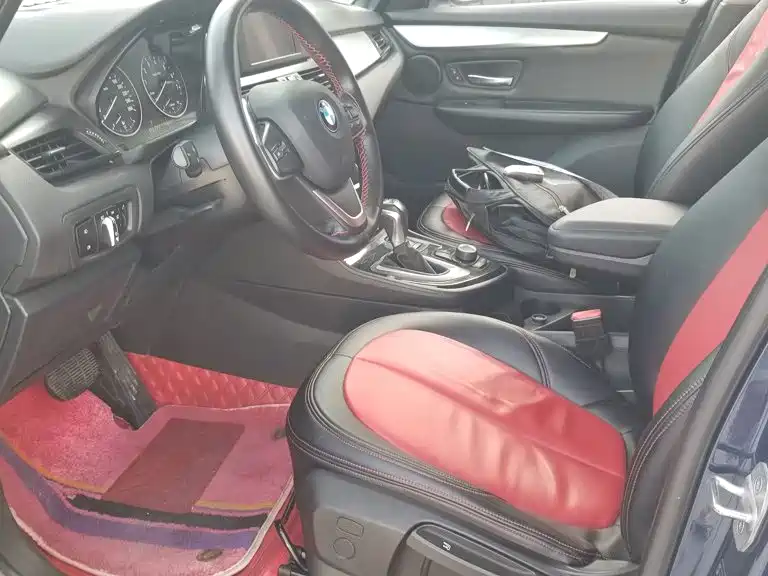 BMW 2 Series Active Tourer — миниатюра 15