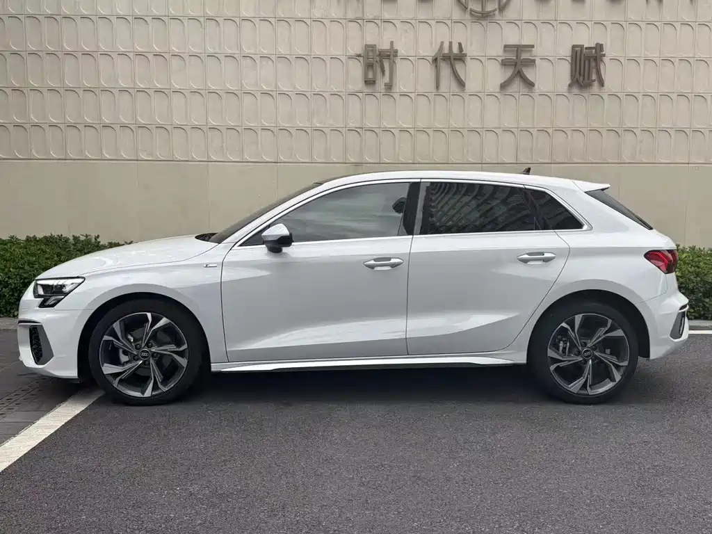 Audi A3 — миниатюра 3