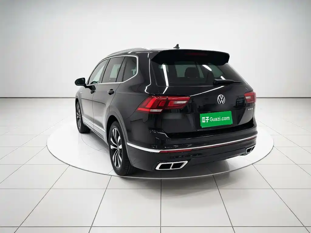 Volkswagen Tiguan L — миниатюра 4