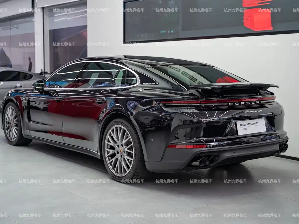 Porsche Panamera 2026 Panamera 4 Executive Long Wheelbase 2.9T