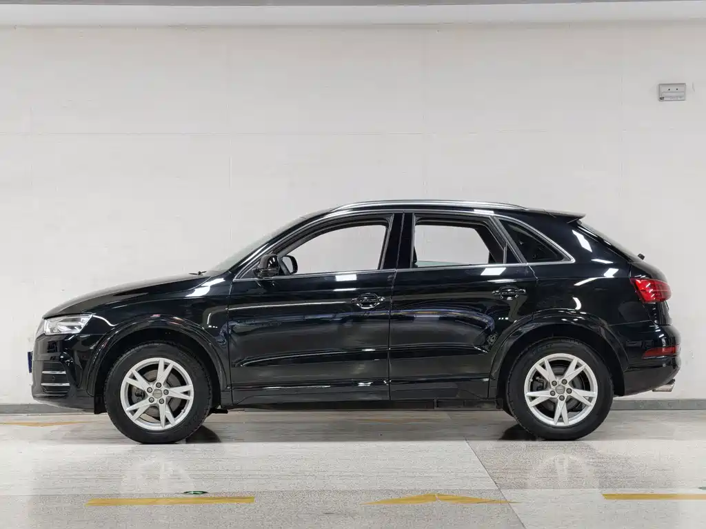 Audi Q3 — миниатюра 10