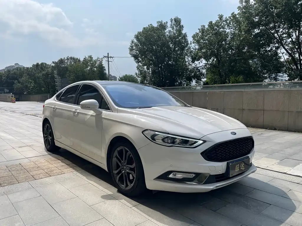 Ford Mondeo — миниатюра 2