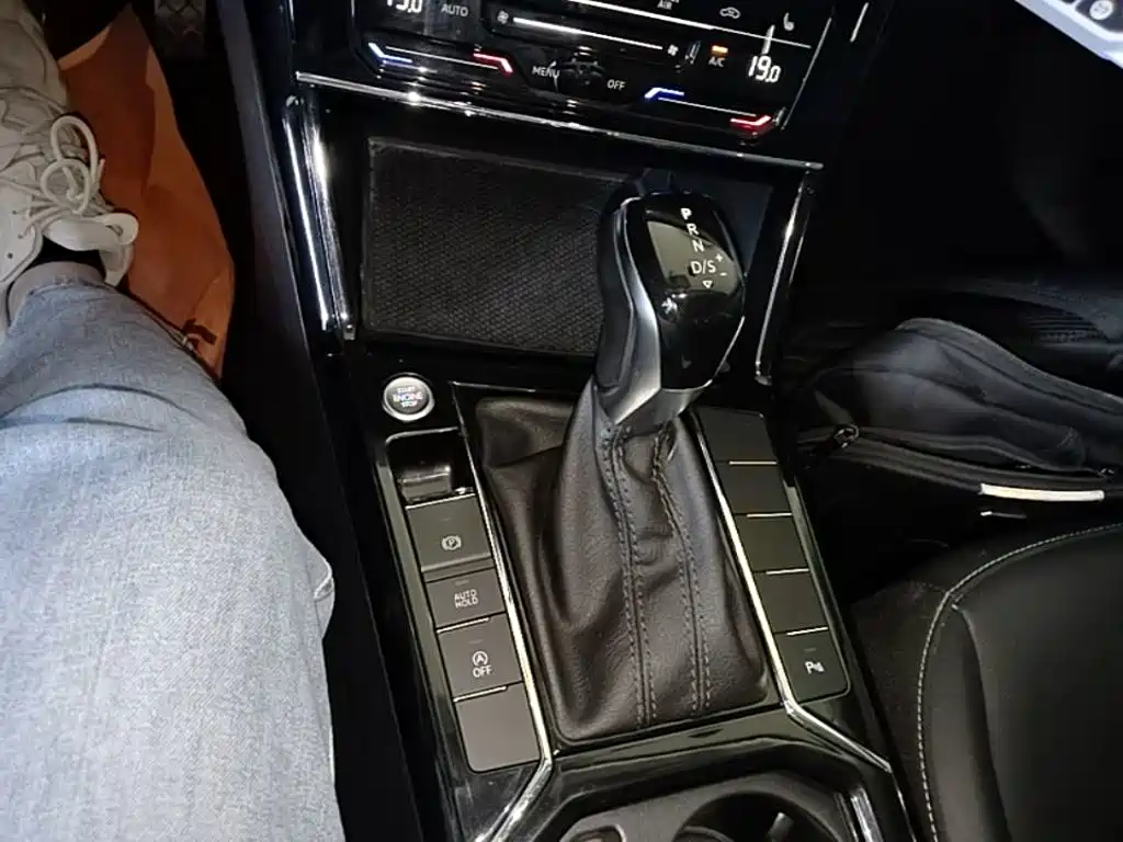Volkswagen Passat — миниатюра 14