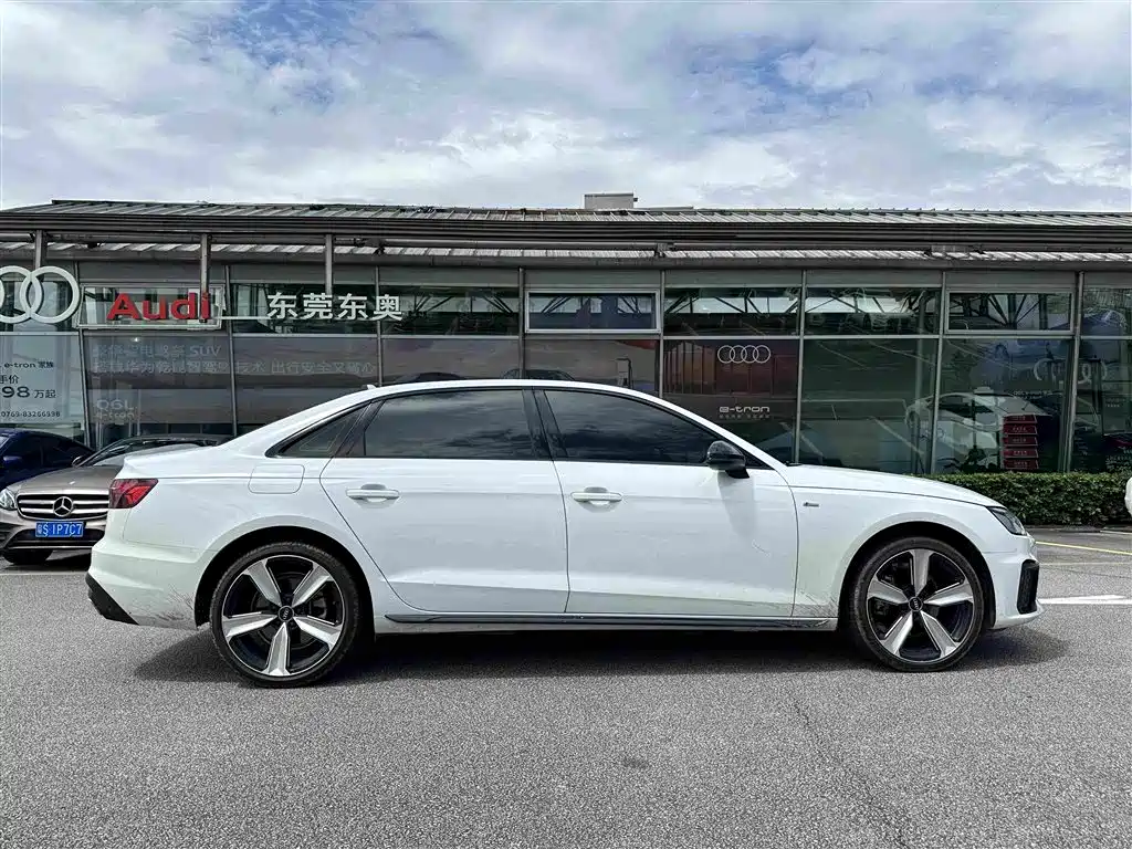 Audi A4L — миниатюра 3