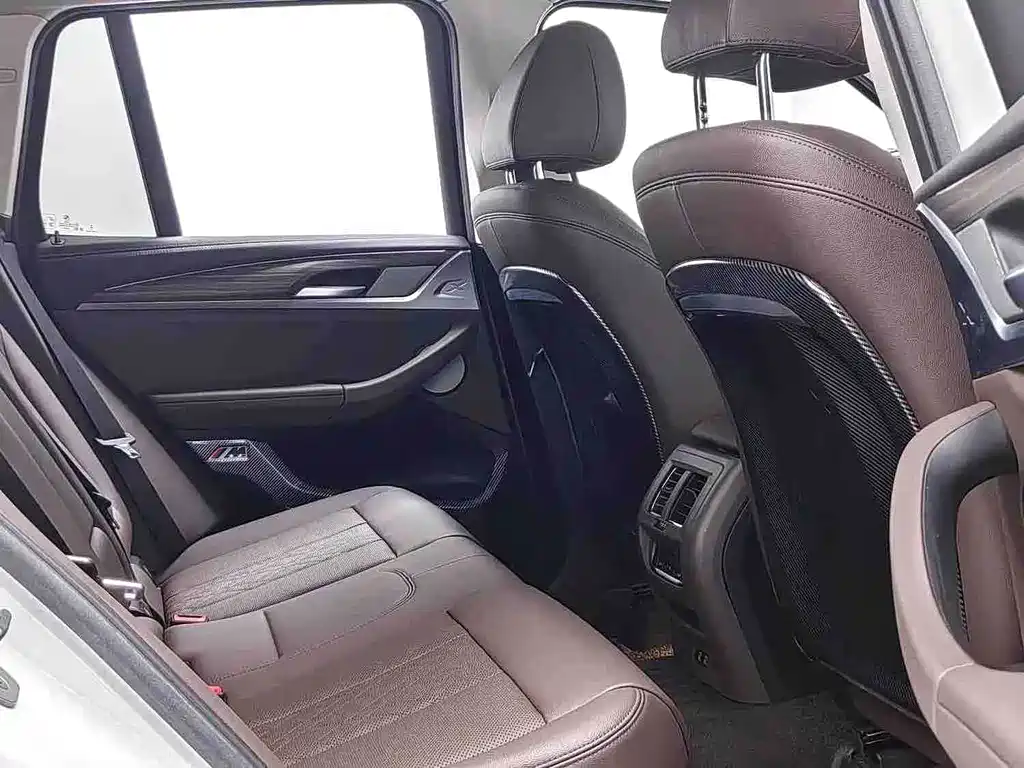 BMW X3 — миниатюра 7
