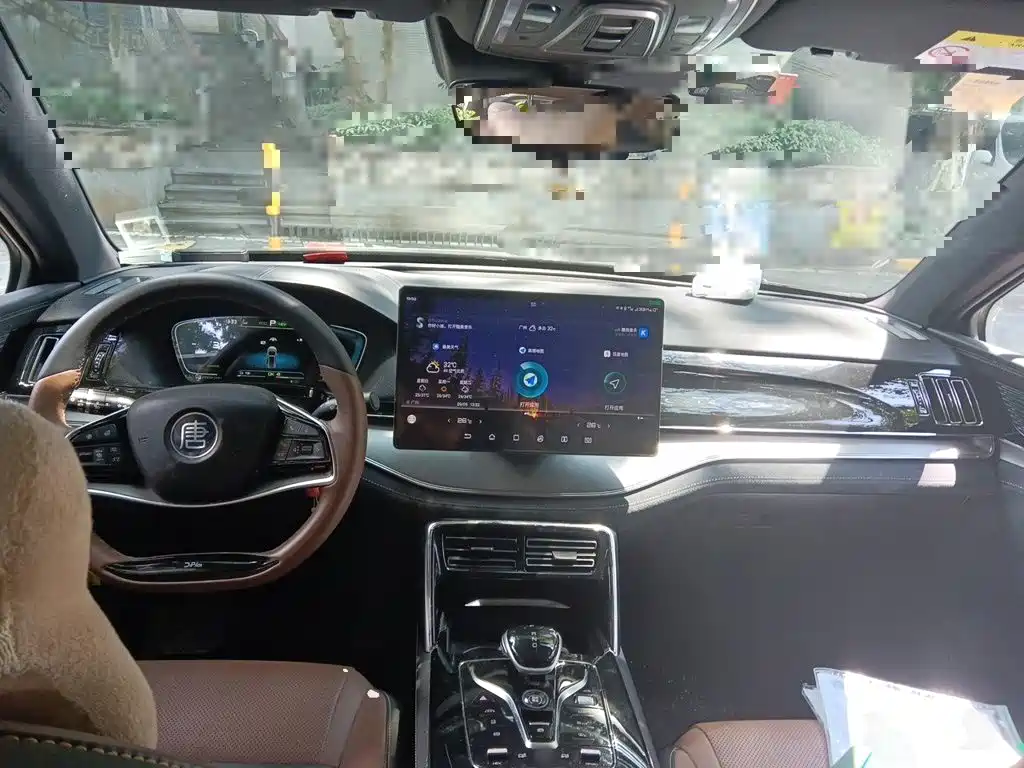 BYD Tang New Energy — миниатюра 10