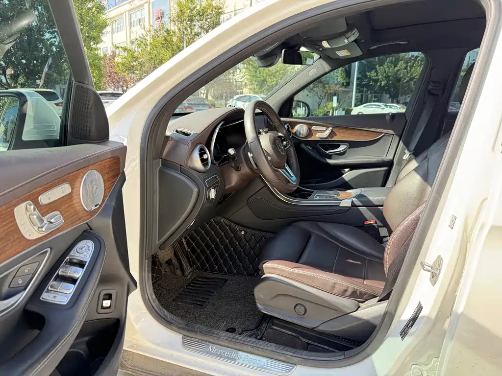 Mercedes-Benz GLC — миниатюра 7