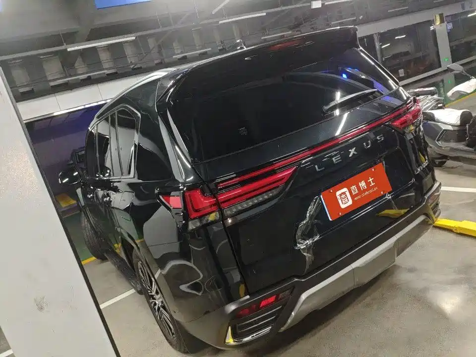 Lexus LX — миниатюра 3