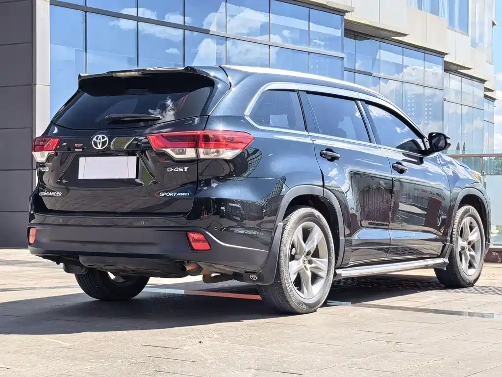Toyota Highlander — миниатюра 9