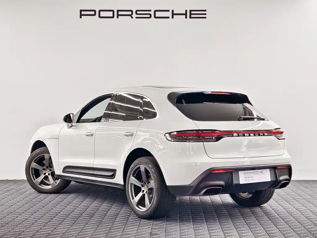 Porsche Macan — миниатюра 5