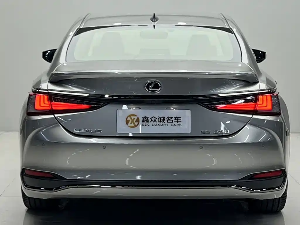 Lexus ES — миниатюра 4