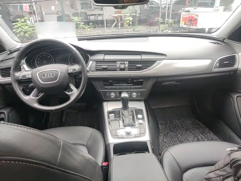Audi A6L — миниатюра 10