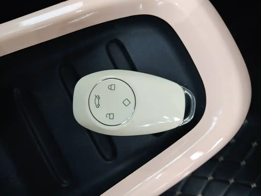 Leapmotor Leapmotor T03 — миниатюра 9