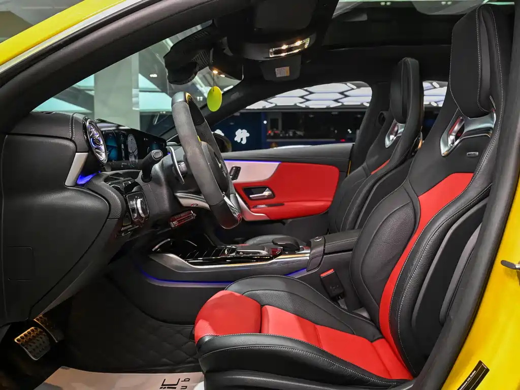 MERCEDES-BENZ CLA AMG