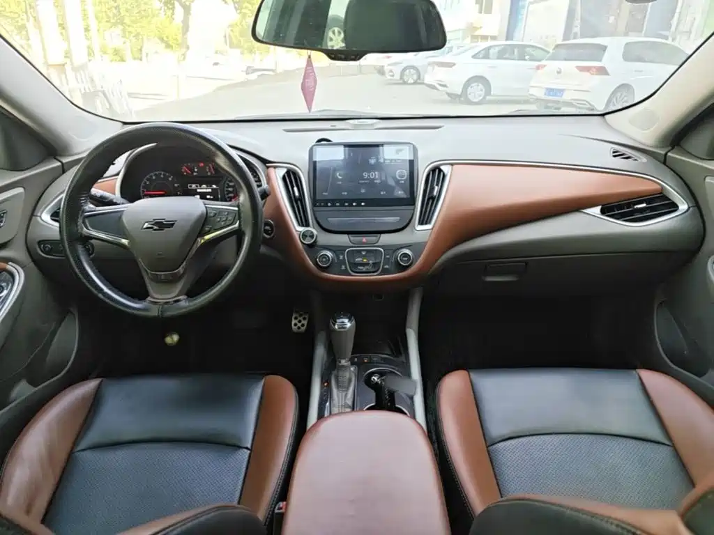 Chevrolet Malibu XL — миниатюра 10