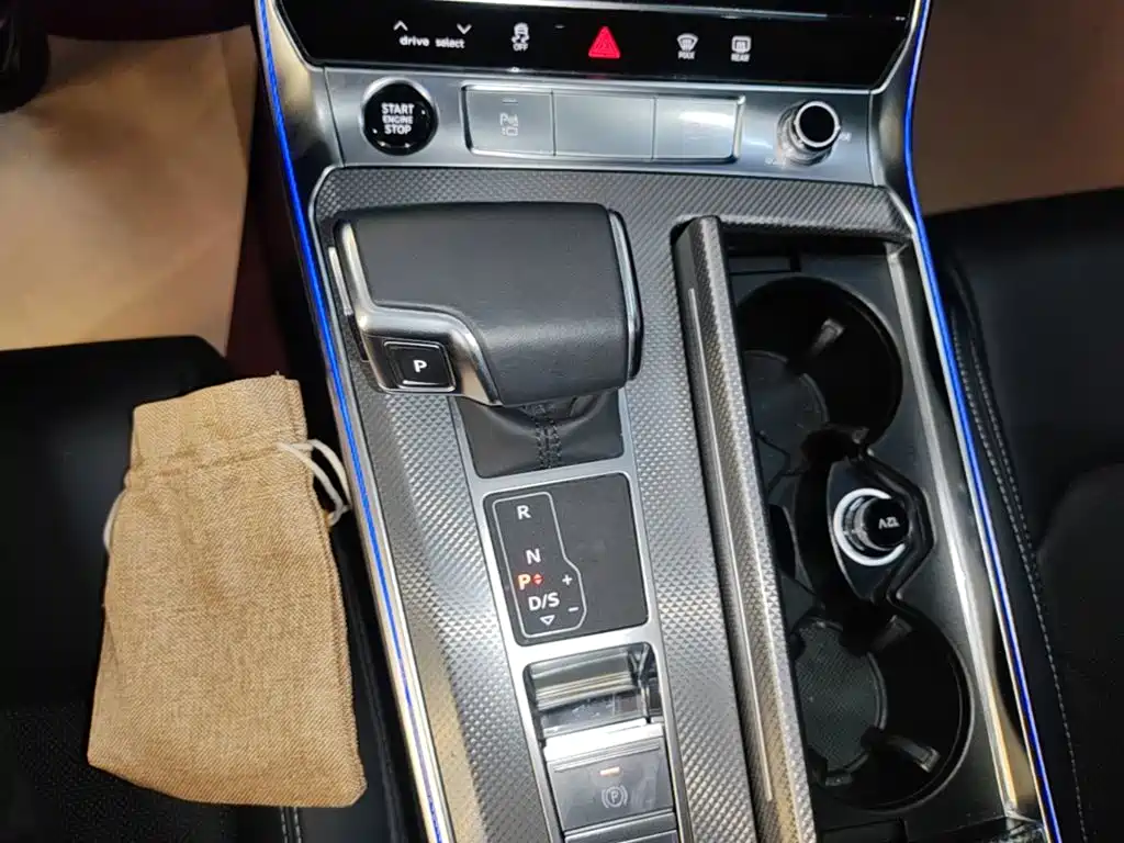 Audi A6L — миниатюра 14