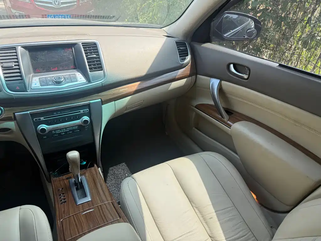 Nissan Teana — миниатюра 6