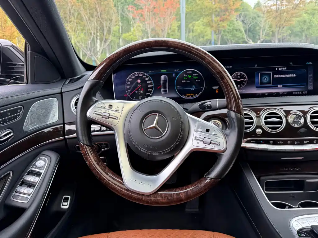 Mercedes-Benz S-Class — миниатюра 12