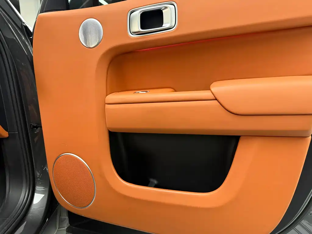 Li Auto Li L9 — миниатюра 21