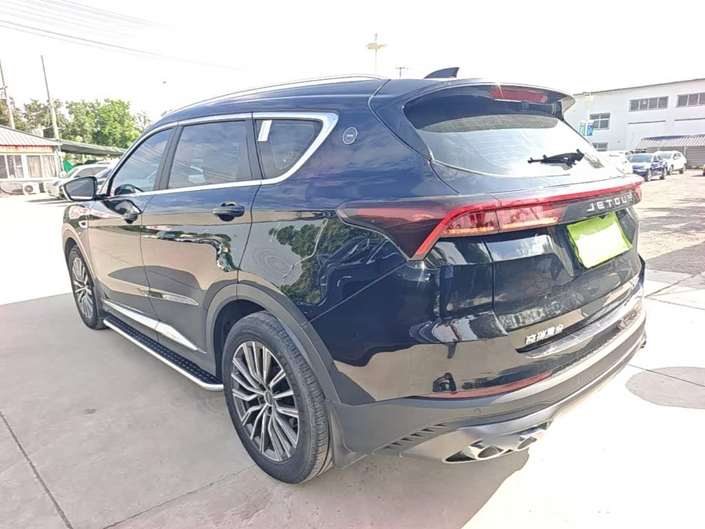 Jetour Jetour X70 PLUS 1.5 л 2024 г. Чёрный, пробег 26000 км