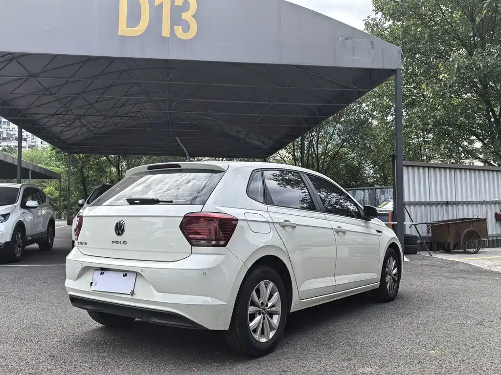 Volkswagen Polo — миниатюра 5
