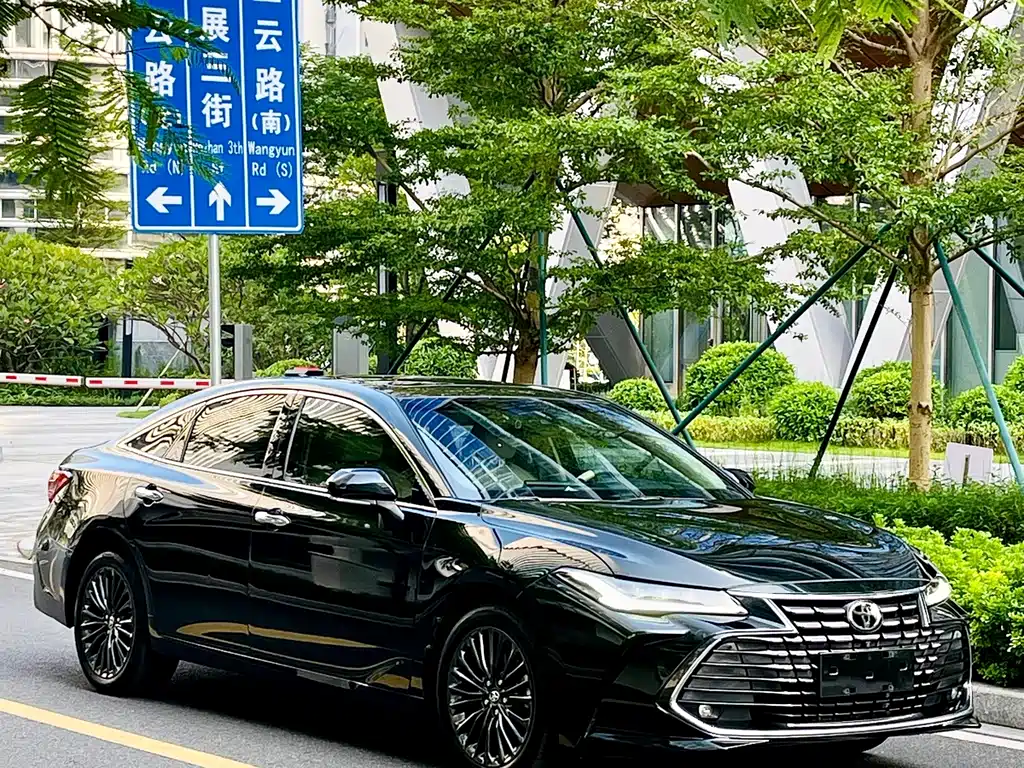 Toyota Avalon — миниатюра 8