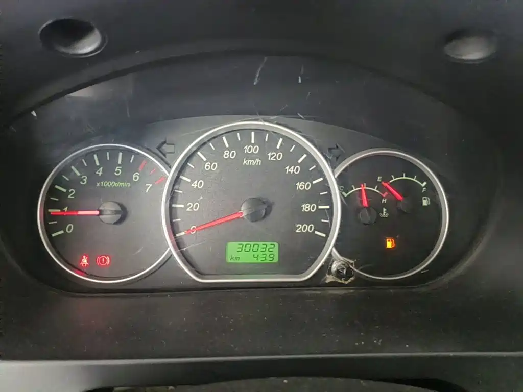 Wuling Hongguang — миниатюра 12