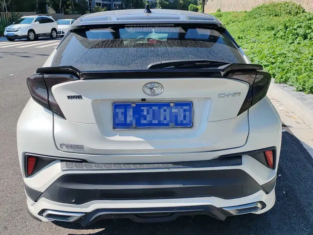Toyota C-HR — миниатюра 2