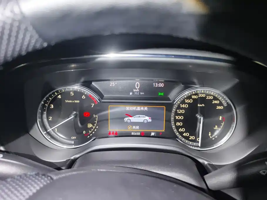 Cadillac CT5 — миниатюра 14