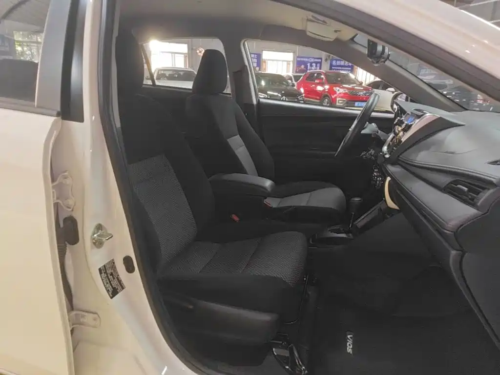 Toyota Vios — миниатюра 25