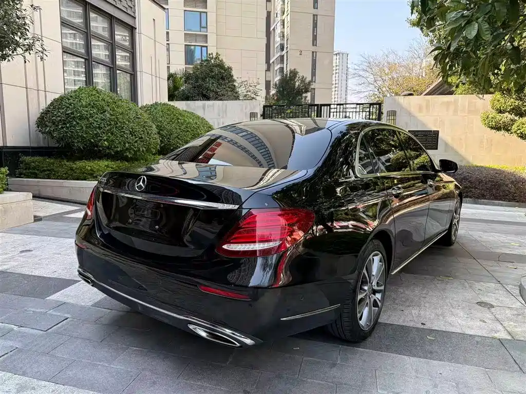 Mercedes-Benz E-Class E 2019 E 300 L Luxury