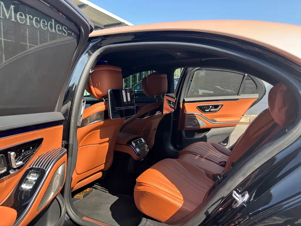 Mercedes-Benz S-Class — миниатюра 9