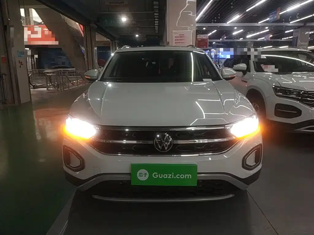 Volkswagen T-Roc — миниатюра 3