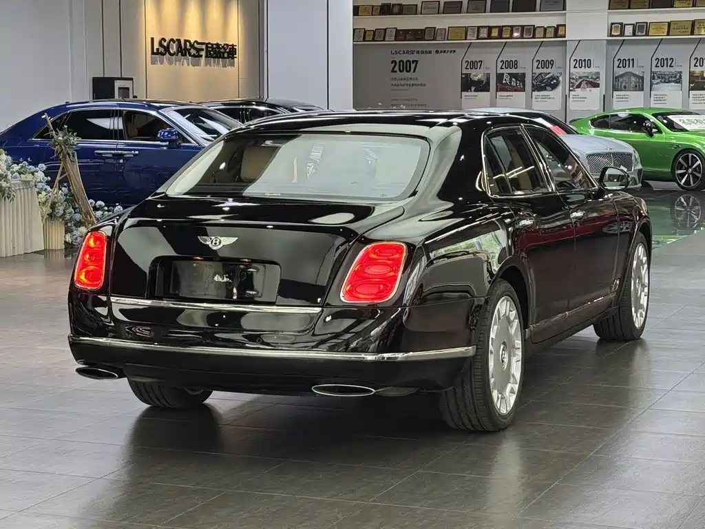 Bentley Mulsanne — миниатюра 6